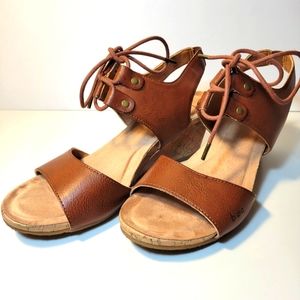 B.O.C Comfort Wedge Sandals Size 9m Brown